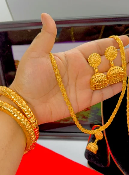 বউঠানের গয়না